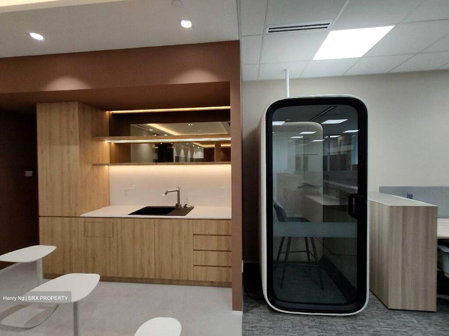 Central Boulevard (D1), Office #497540171